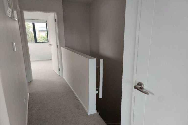 Photo of property in 8/16 William Roberts Road, Pakuranga, Auckland, 2010