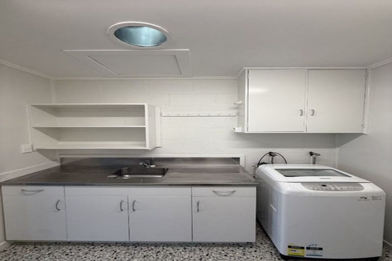 Photo of property in 8 Banff Street, Regent, Whangarei, 0112