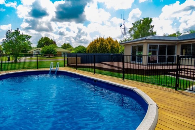 Photo of property in 9 Shadbolt Drive, Leamington, Cambridge, 3432