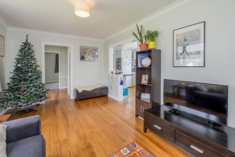 Photo of property in 12 Clark Street, Levin, 5510