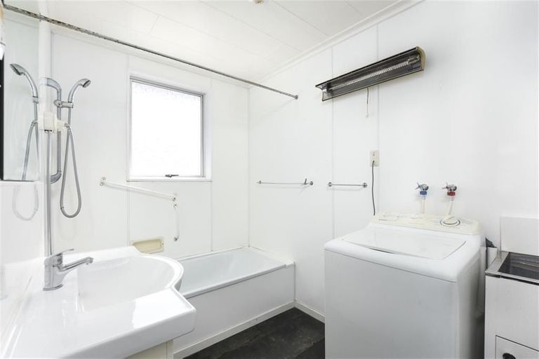 Photo of property in 135a Melbourne Street, South Dunedin, Dunedin, 9012