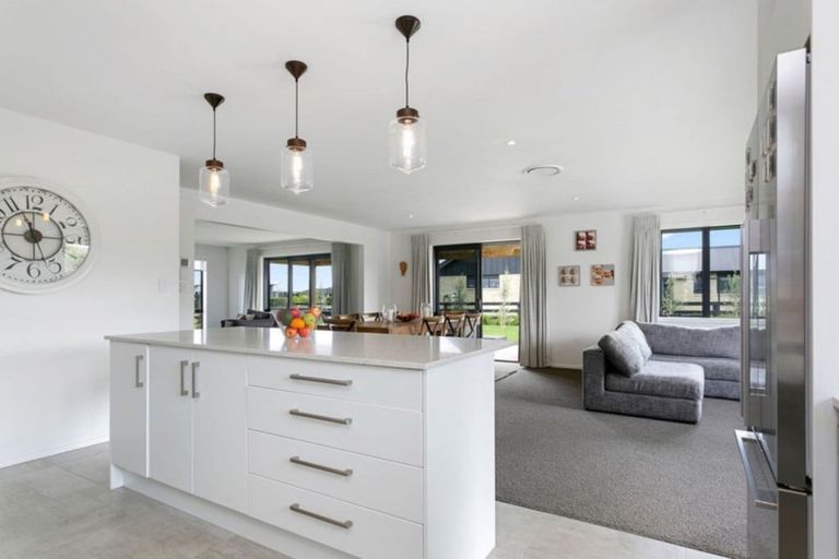 Photo of property in 17 Baxter Michael Crescent, Cambridge, 3434