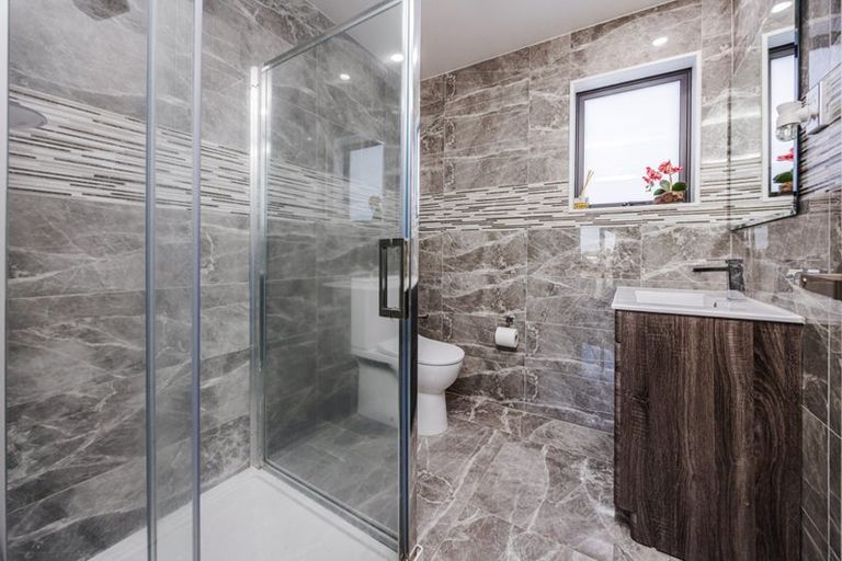 Photo of property in 3b Gills Avenue, Papakura, 2110