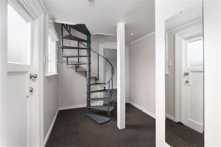 Photo of property in 18 City Road, Roslyn, Dunedin, 9010