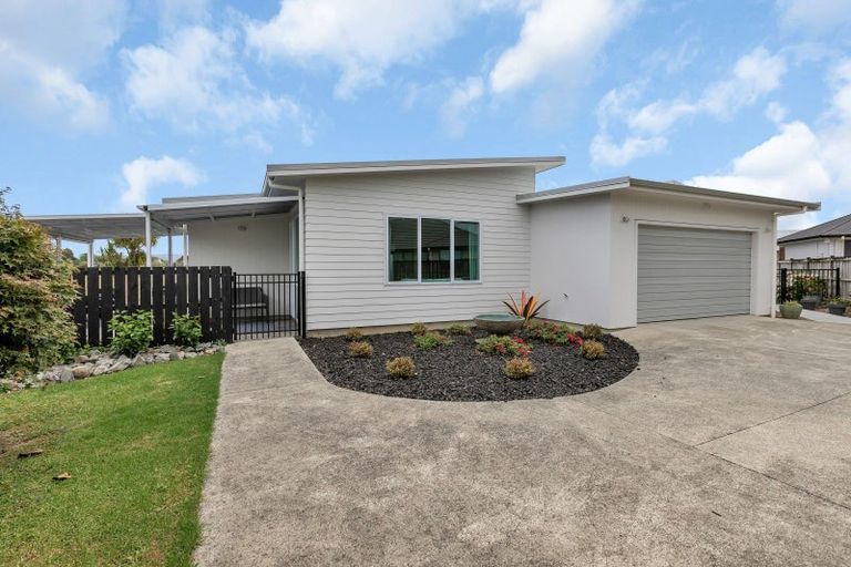 Photo of property in 16 Riverglen Road, Waipu, 0510