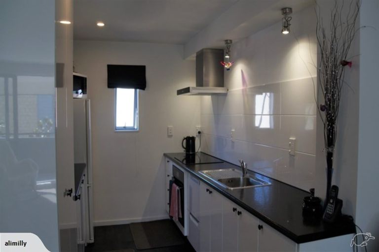 Photo of property in 2/71 Burke Street, Addington, Christchurch, 8024