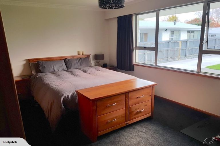 Photo of property in 126 Somerfield Street, Somerfield, Christchurch, 8024