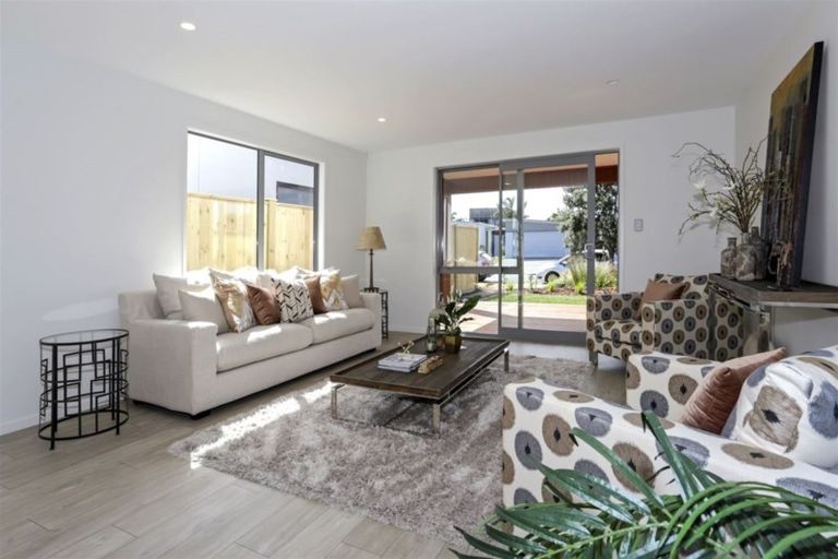 Photo of property in 10 Tuangi Way, Papamoa Beach, Papamoa, 3118