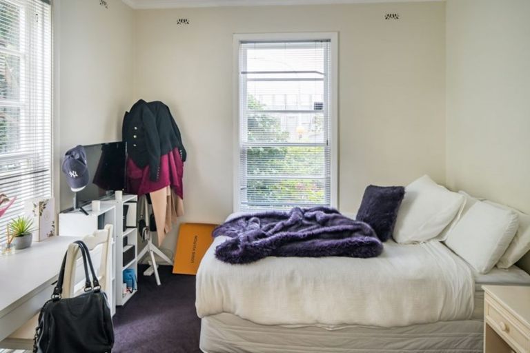 Photo of property in 115 Molesworth Street, Thorndon, Wellington, 6011