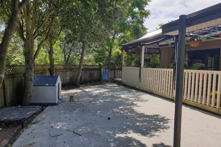 Photo of property in 73b Hillwell Drive, Henderson, Auckland, 0612