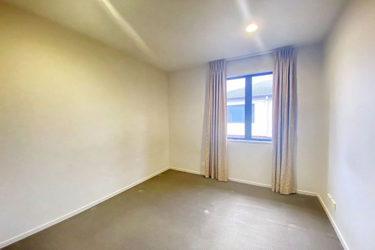 Photo of property in 60 Baverstock Road, Flat Bush, Auckland, 2016