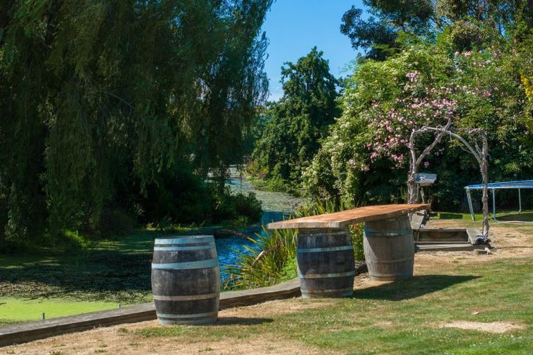 Photo of property in 99 Dillons Point Road, Islington, Blenheim, 7273