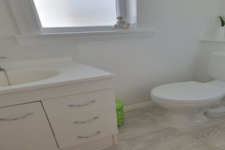 Photo of property in 298 Karori Road, Karori, Wellington, 6012