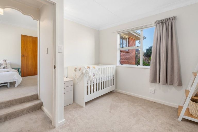 Photo of property in 43 Pioneer Crescent, Helensburgh, Dunedin, 9010