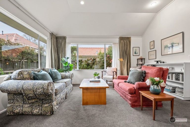 Photo of property in 2/83 Penrose Street, Woburn, Lower Hutt, 5010