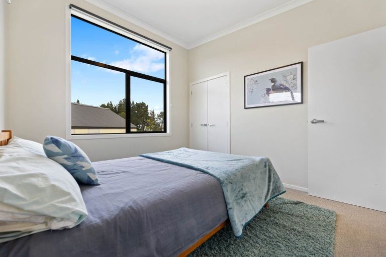 Photo of property in 71 John Norrie Place, Motuoapa, 3382