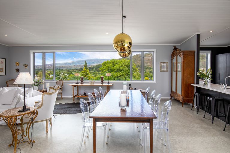 Photo of property in 32 Naylor Street, Clyde, 9330