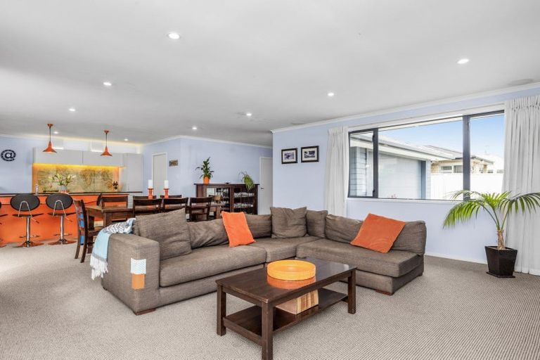 Photo of property in 1240b Louie Street, Parkvale, Hastings, 4122
