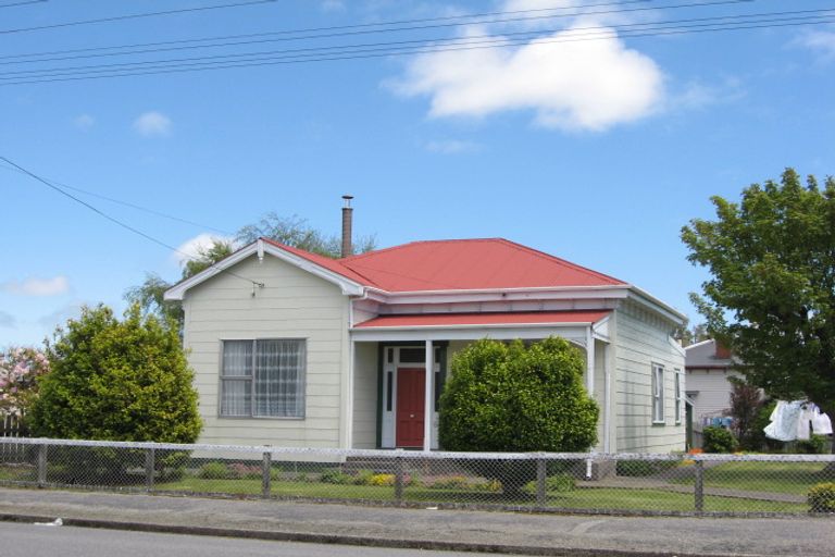 Photo of property in 54 Derby Street, Westport, 7825