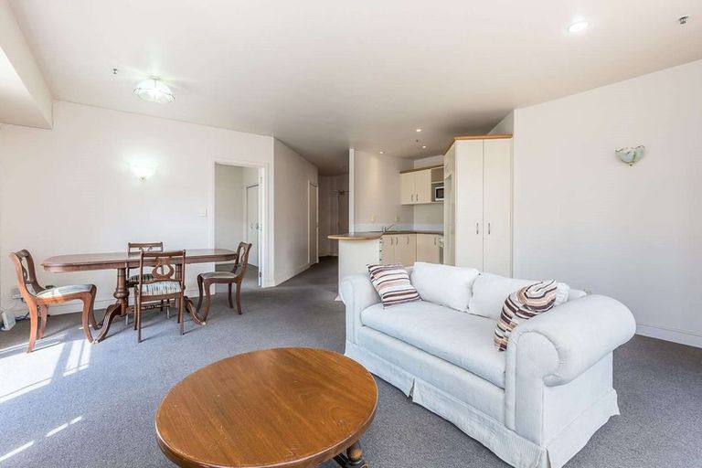 Photo of property in 49 Prospect Terrace, Mount Eden, Auckland, 1024