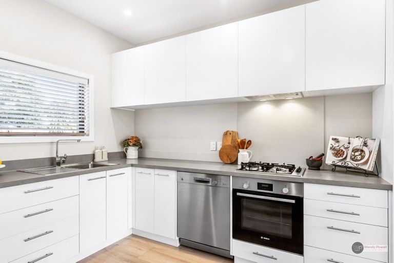 Photo of property in 25 Ron Deal Way, Epuni, Lower Hutt, 5011