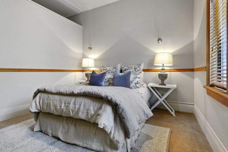 Photo of property in 65 Clare Street, Cambridge, 3434