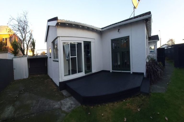 Photo of property in 61 Rhona Street, Linwood, Christchurch, 8062