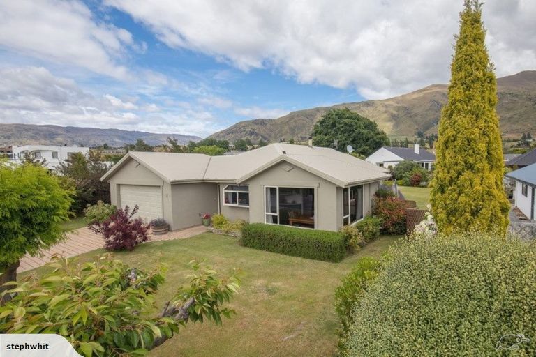 Photo of property in 17 Willowridge, Wanaka, 9305