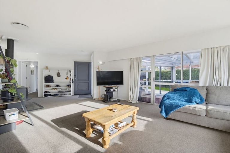 Photo of property in 56 Awatea Road, Hornby, Christchurch, 8042