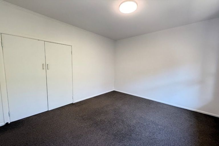 Photo of property in 1/9 Moana Avenue, Belmont, Auckland, 0622