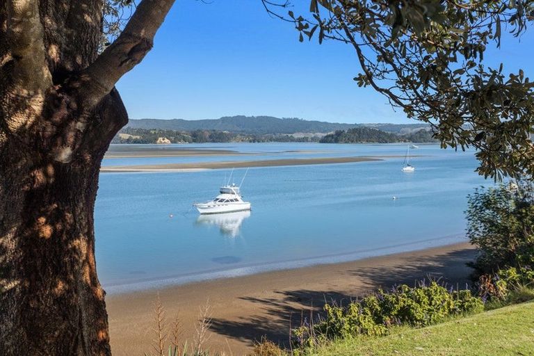 Photo of property in 376 Harbour Road, Ohope, 3121