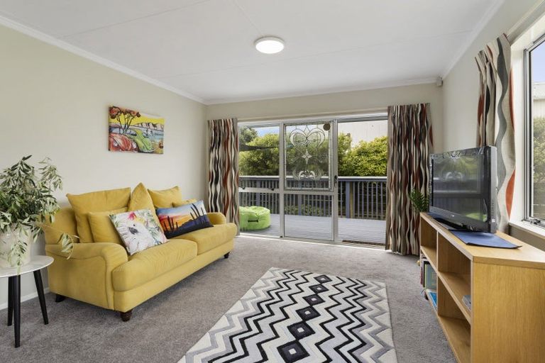 Photo of property in 50 Paetawa Road, Peka Peka, Waikanae, 5391