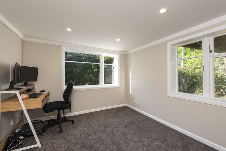 Photo of property in 15 Mascot Street, Tawa, Wellington, 5028