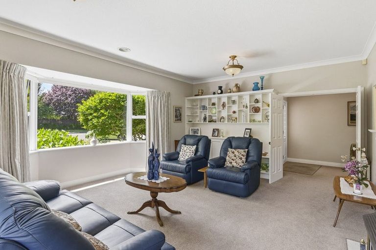 Photo of property in 9 Maple Lane, Waikanae, 5036