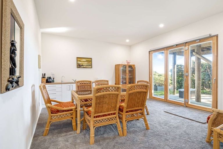 Photo of property in 5 Somerset Grove, Waitarere Beach, Levin, 5510