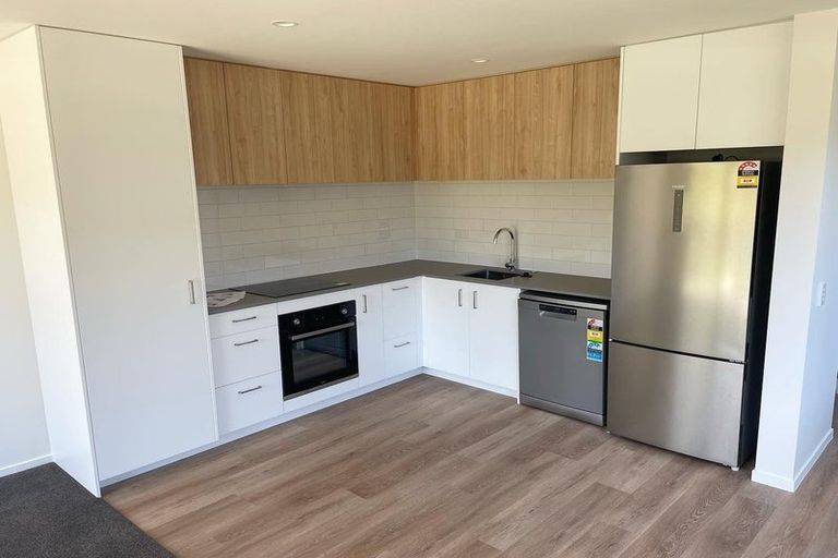 Photo of property in 14 Tuputupu Drive, Kumeu, 0810