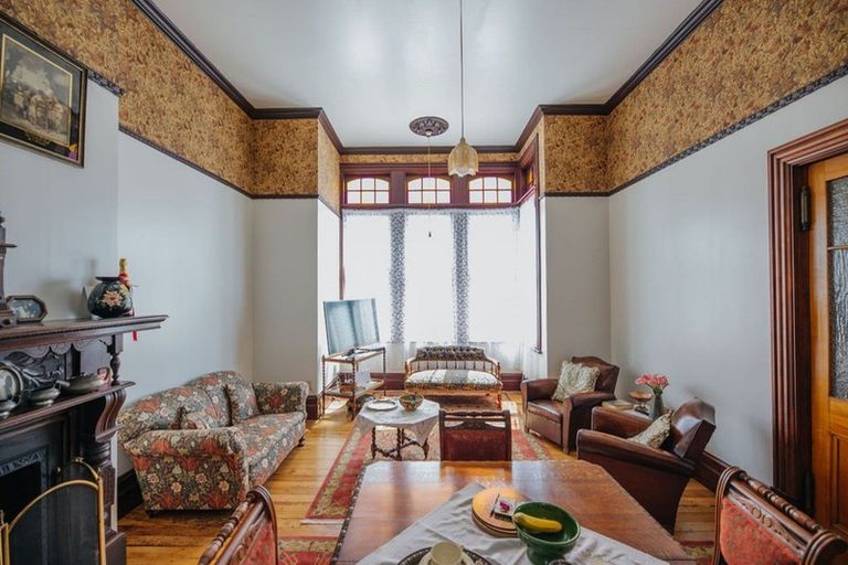 Photo of property in 19 Wharfe Street, South Hill, Oamaru, 9400