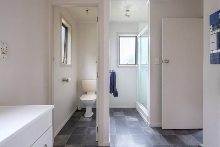 Photo of property in 6 Helyer Street, Ormond, Gisborne, 4071