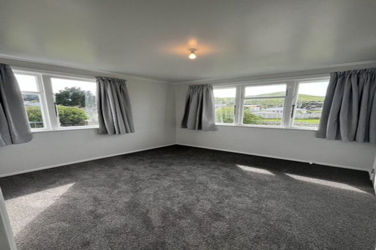 Photo of property in 10-12 Westmeath Street, Waitangirua, Porirua, 5024