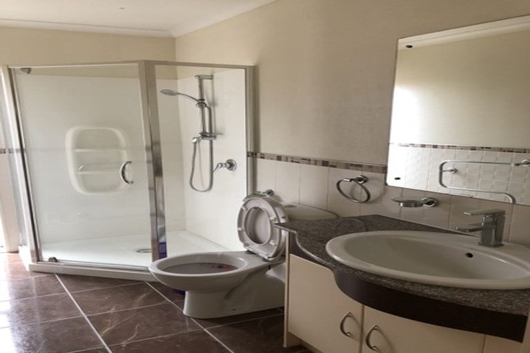 Photo of property in 79 Meadowland Drive, Somerville, Auckland, 2014