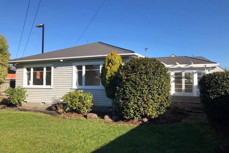 Photo of property in 47 Sawyers Arms Road, Northcote, Christchurch, 8052
