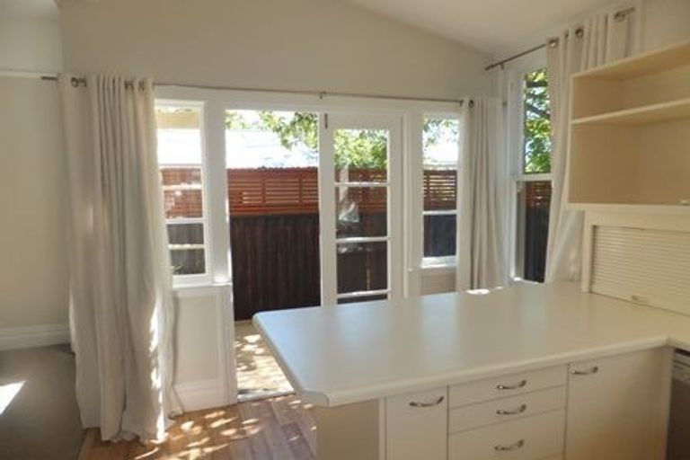 Photo of property in 78 Caledonian Road, St Albans, Christchurch, 8014