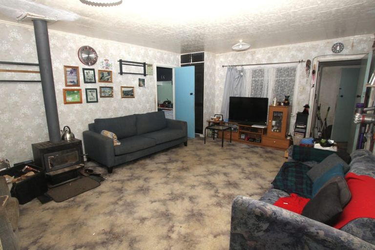 Photo of property in 62 Valley Road, Hikurangi, 0114
