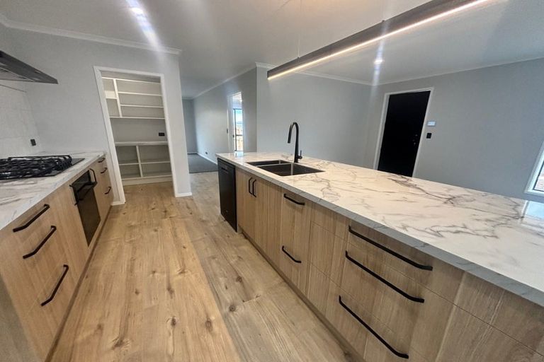 Photo of property in 33 Coptic Terrace, Pokeno, 2402