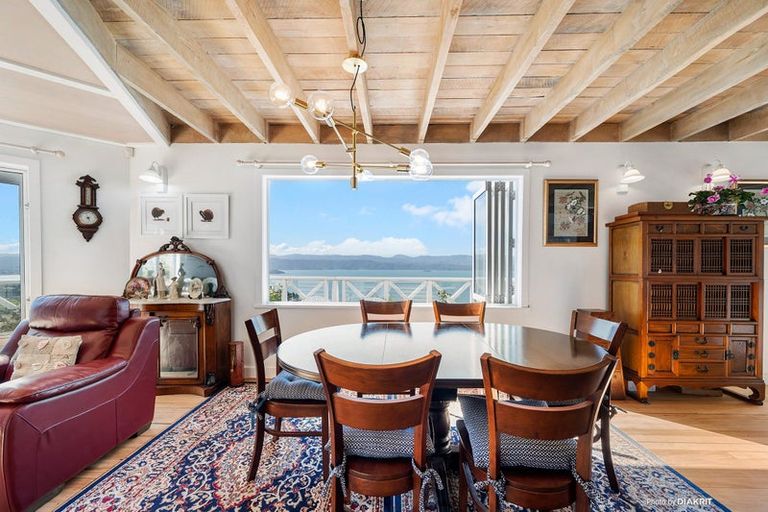 Photo of property in 96 Nicholson Road, Khandallah, Wellington, 6035