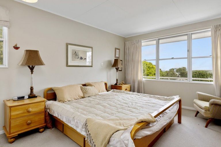 Photo of property in 16 Crowther Terrace, Waipahihi, Taupo, 3330