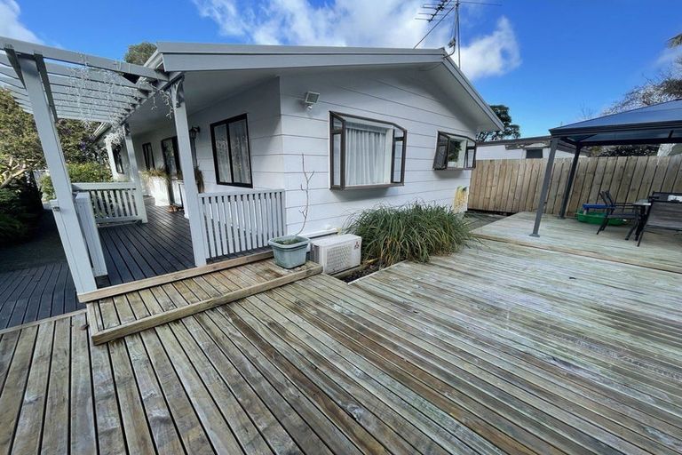 Photo of property in 2/12 Norfolk Street, Regent, Whangarei, 0112