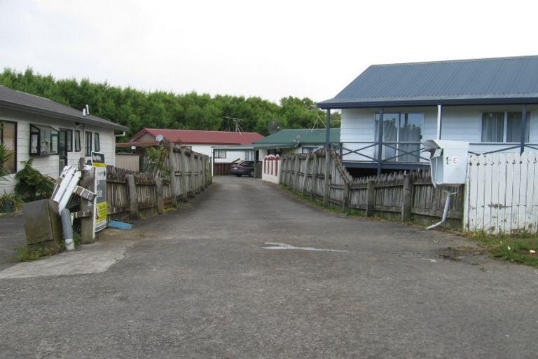 Photo of property in 1/5 Malaspina Place, Papatoetoe, Auckland, 2025