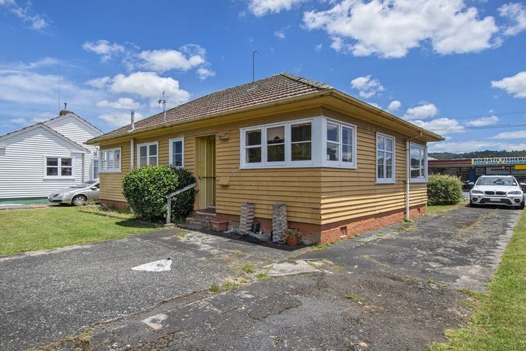 Photo of property in 54 Kamo Road, Kensington, Whangarei, 0112
