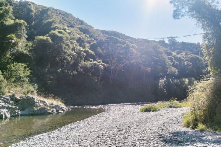 Photo of property in 83 Cosy Dell Road, Herbert, 9495